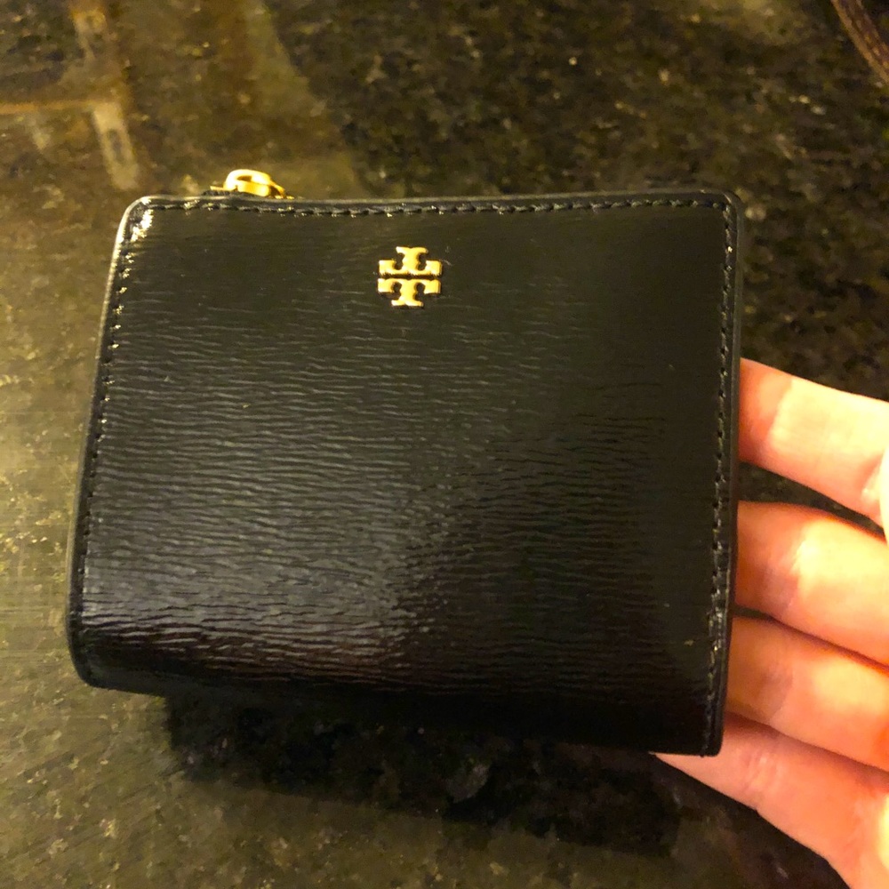 Tory Burch Robinson Patent Mini Wallet